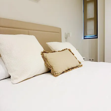 Llanes Suites アパートホテル リャネス