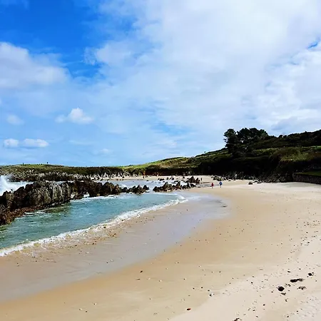 Llanes Suites アパートホテル リャネス